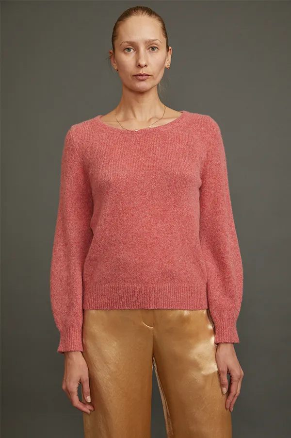 Cashmere Crewneck Sweater in Coral Pink