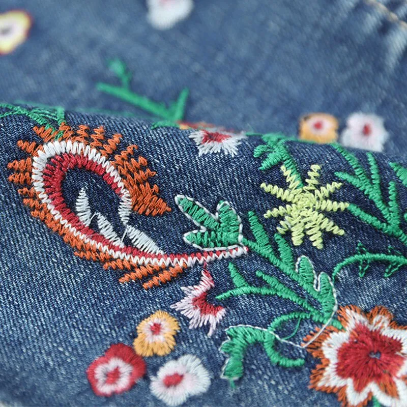 Chic Spring Floral Embroidered Jeans for Women