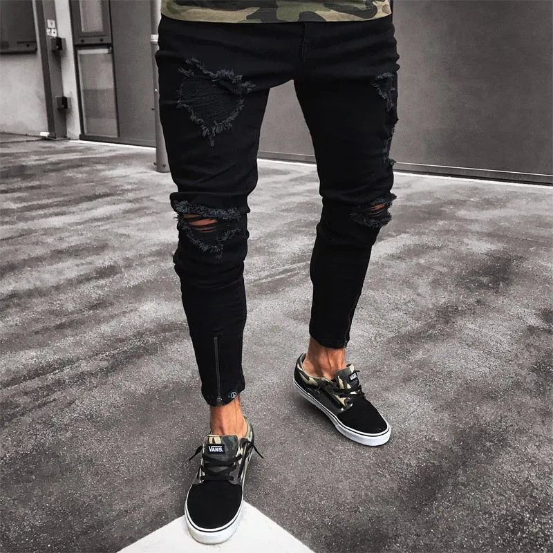 Distressed IVBlack Skinny Jeans