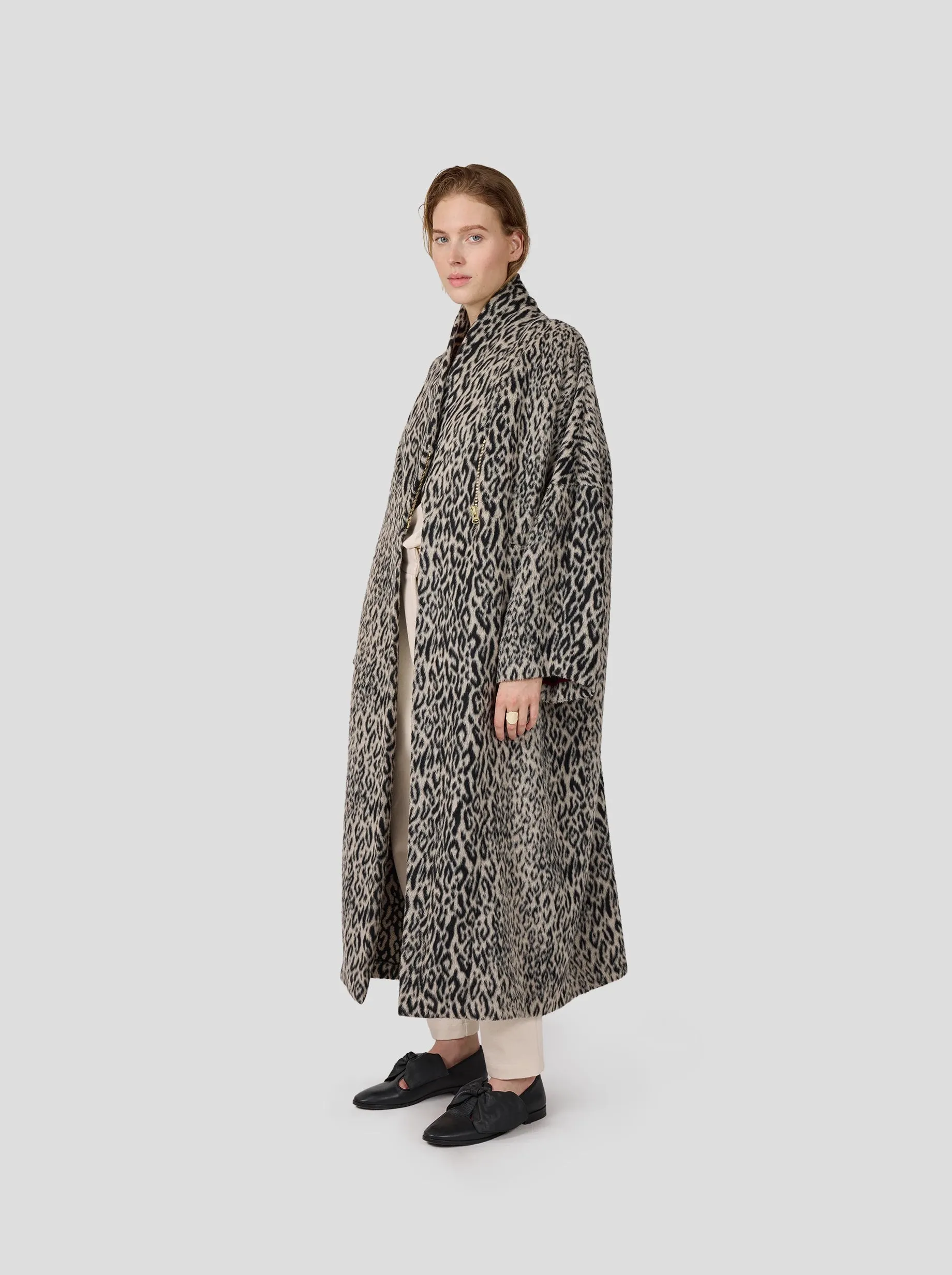 Eren Coat in Black and Grey Leopard