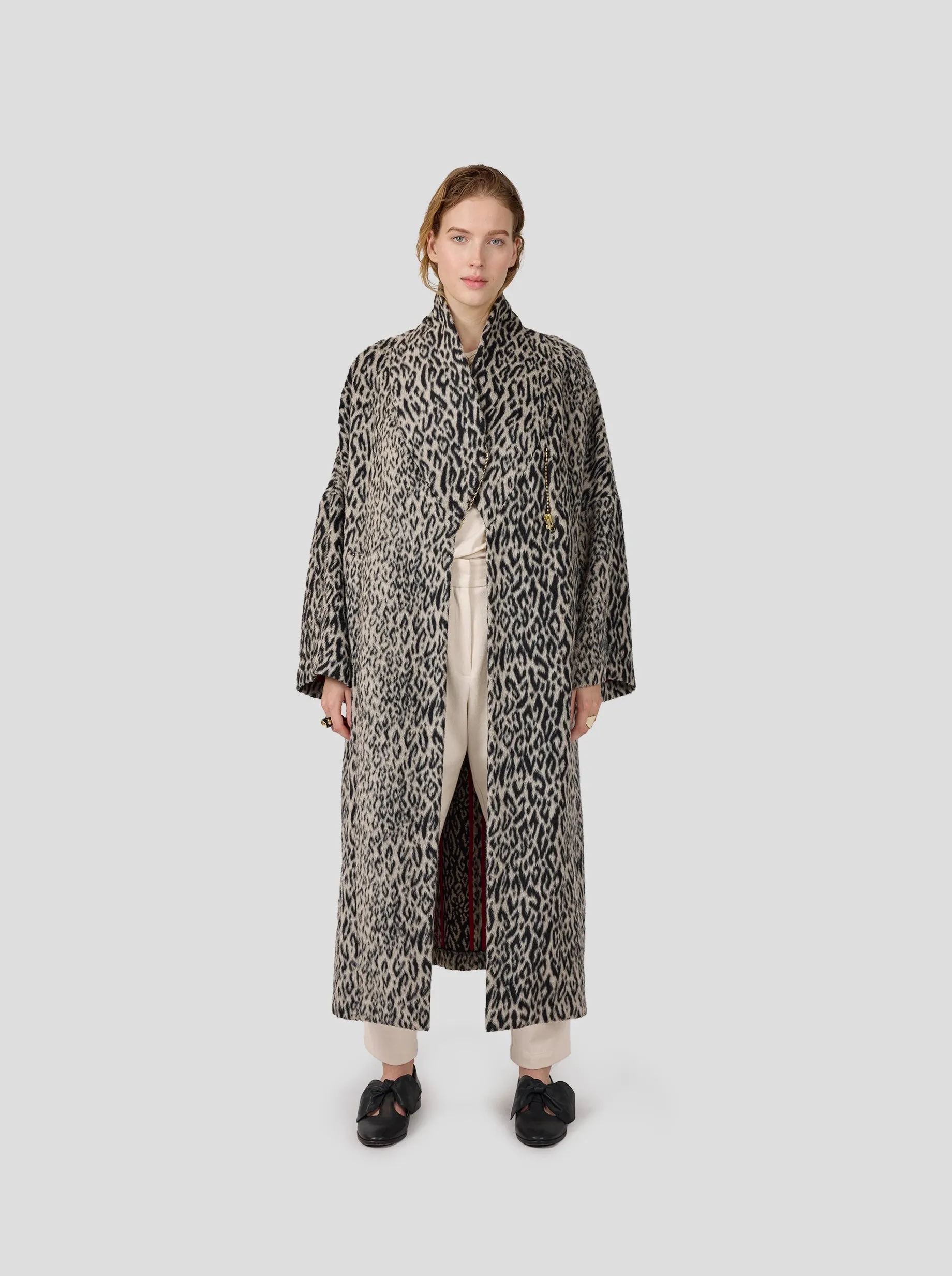 Eren Coat in Black and Grey Leopard