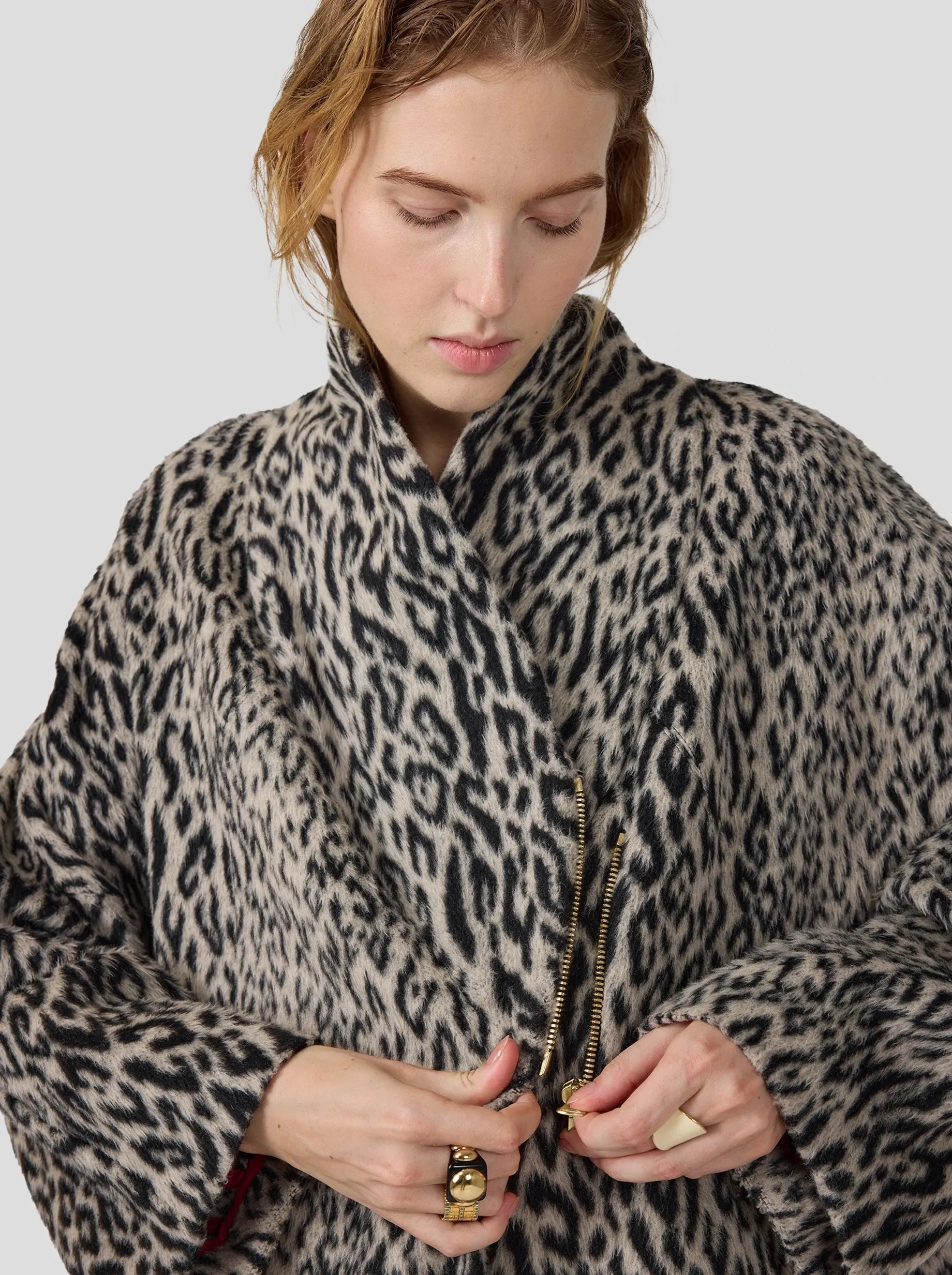 Eren Coat in Black and Grey Leopard