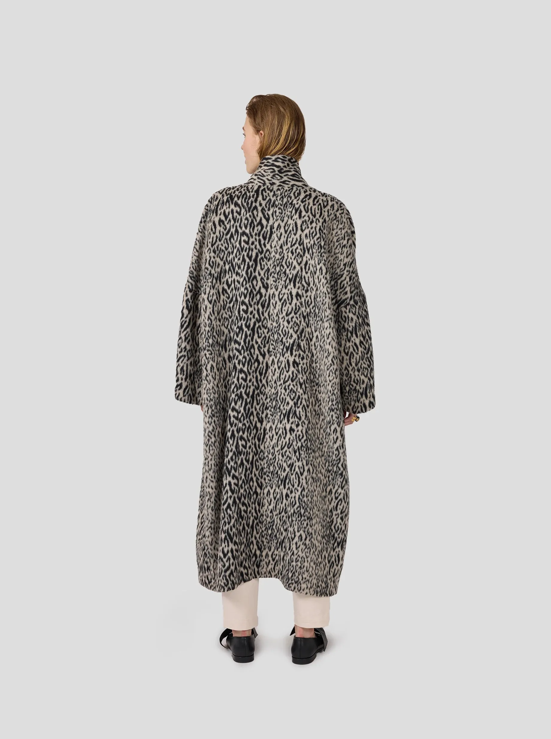 Eren Coat in Black and Grey Leopard