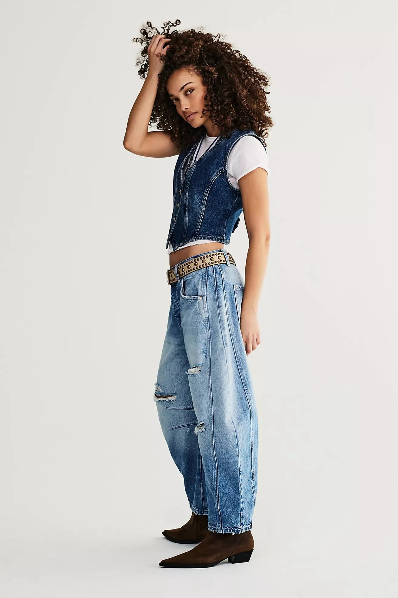 Good Luck Mid Rise Barrel Jeans in Barnyard Blue