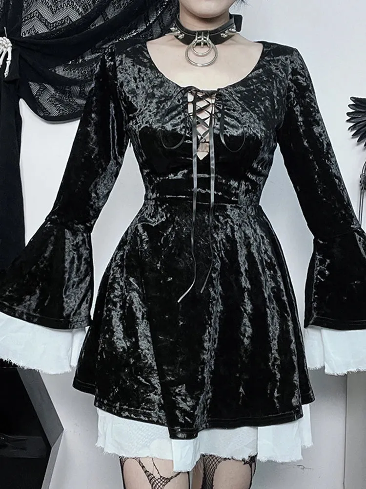 Gothic Lace Up Velvet Queen Medieval Renaissance Witch Vintage Costume Dress