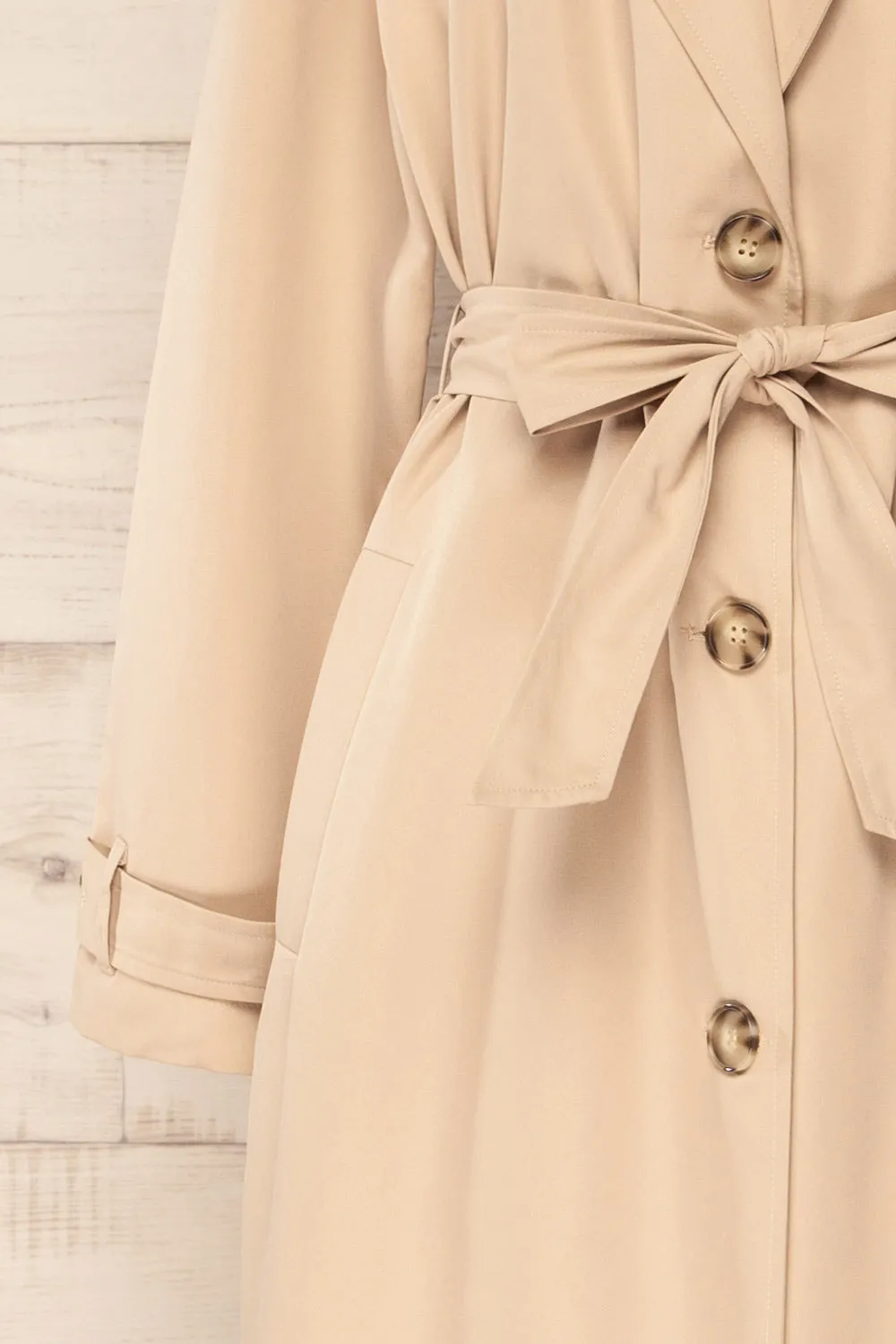 Kacovec | Beige Trench Coat w/ Belt