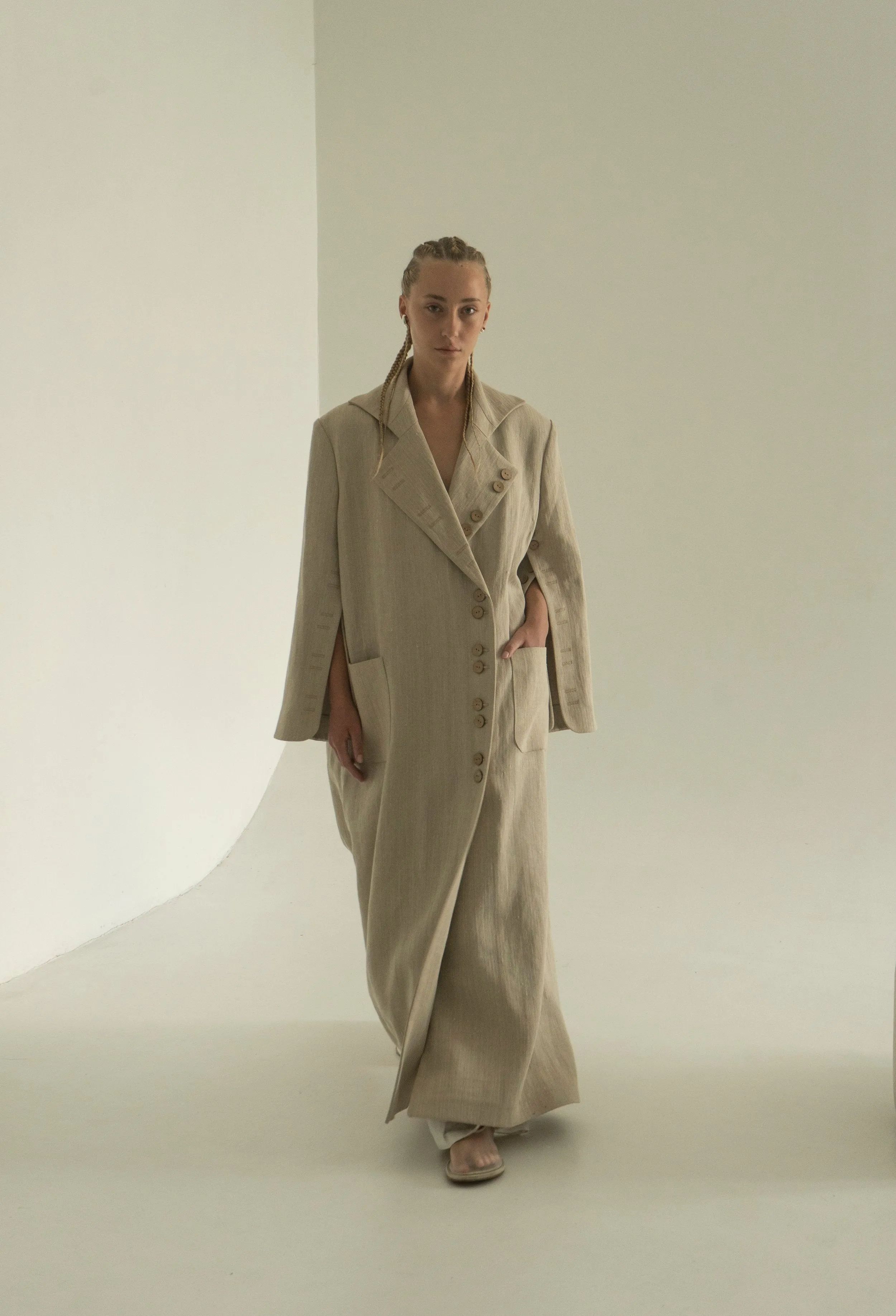 Khmelnytske Shosse Linen Hemp Trench Coat Beige