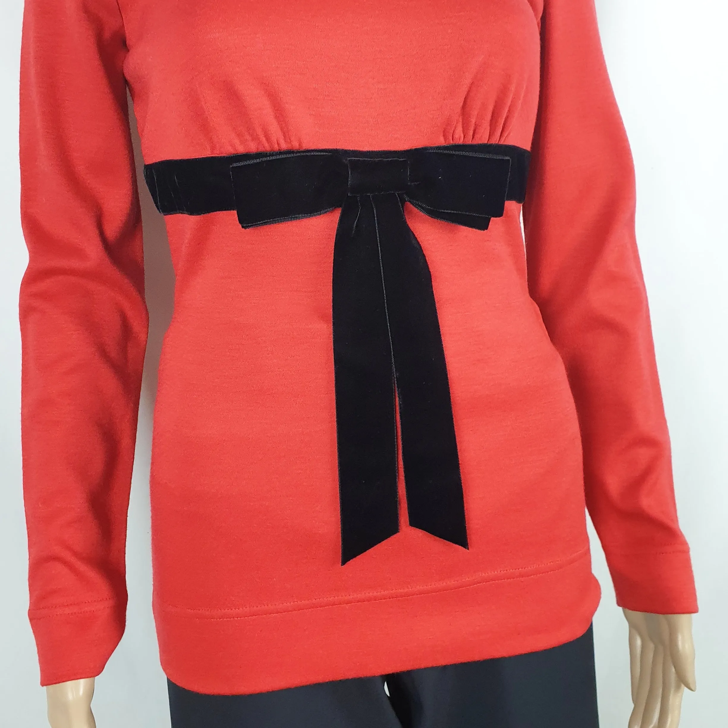 Maglia Moschino Cheap and chic rossa con fiocco