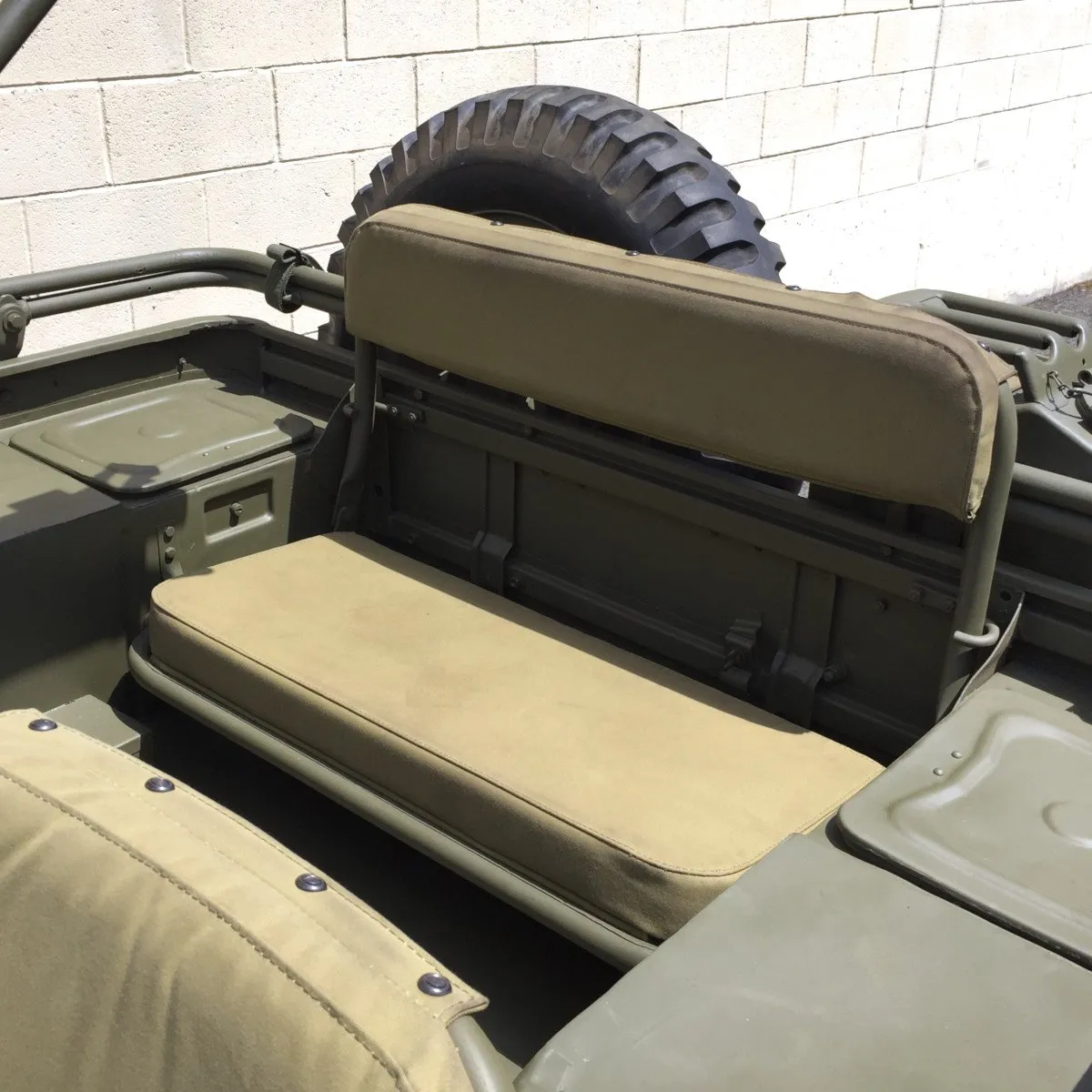 Original U.S. WWII 1943 Ford GPW Jeep with All Matching Serial Numbers - Fully Restored (Gold Medal Winner)