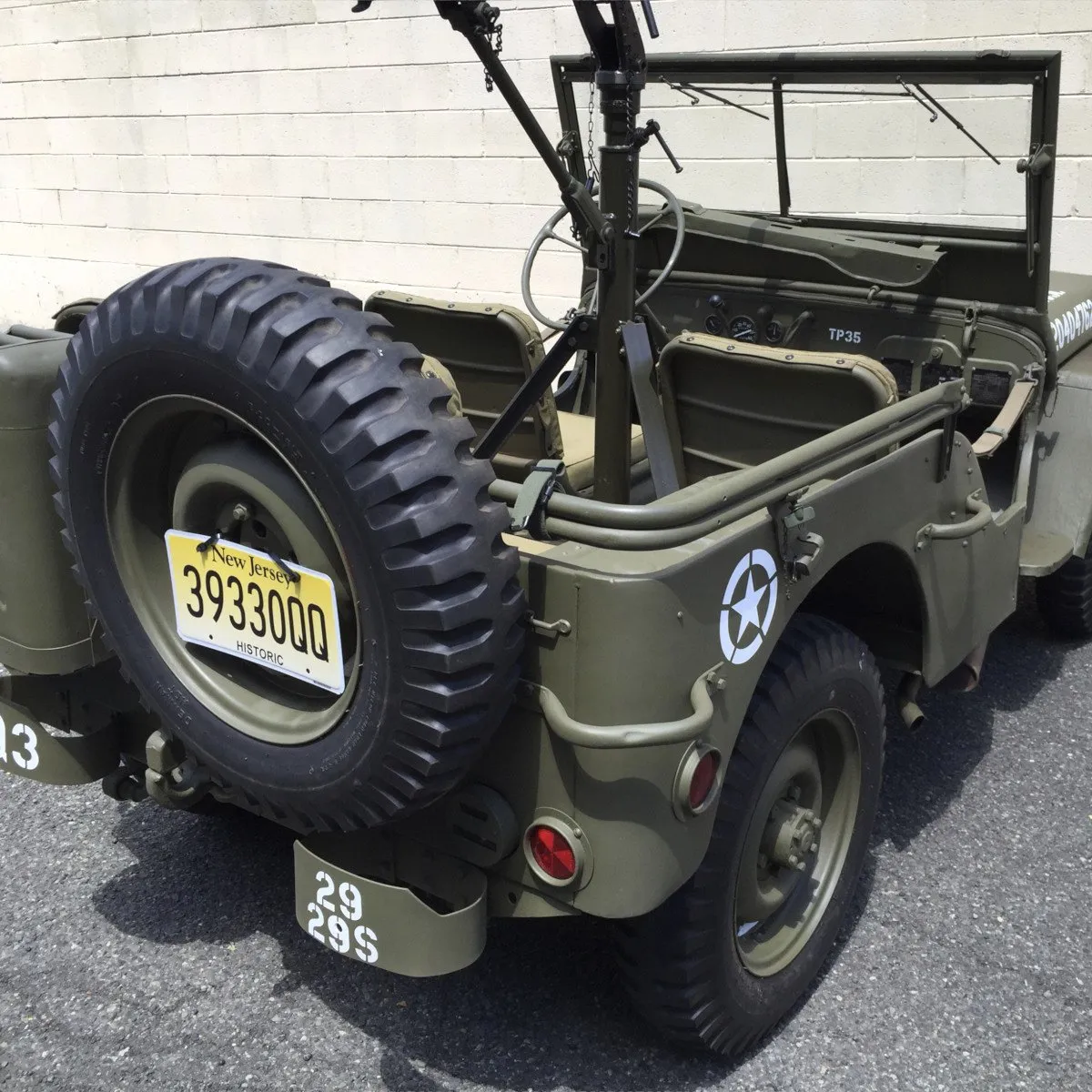 Original U.S. WWII 1943 Ford GPW Jeep with All Matching Serial Numbers - Fully Restored (Gold Medal Winner)