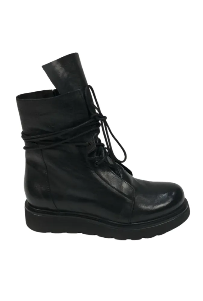 'Ric' Black Leather Lace Up Shiny Boots