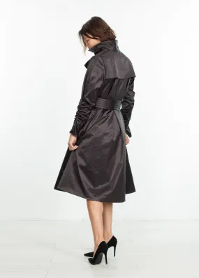 Trench Coat in Black