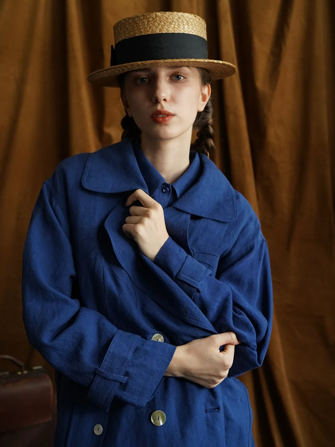 Unlogical Poem Hand-embroidered Bow-knot Appliques Blue Hemp Trench coat