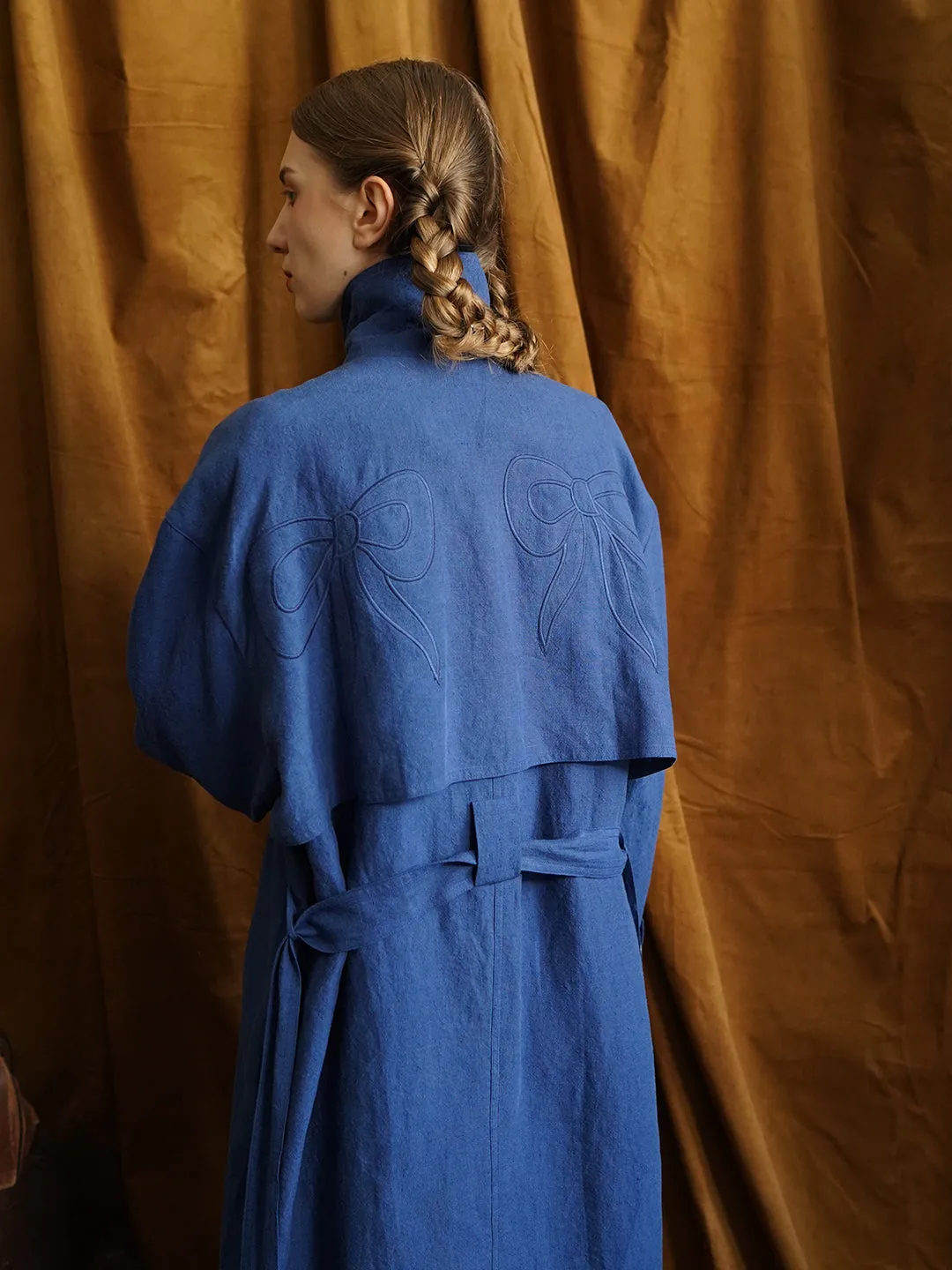 Unlogical Poem Hand-embroidered Bow-knot Appliques Blue Hemp Trench coat